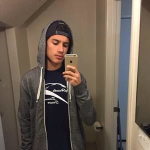 Meet your Posher, Alex